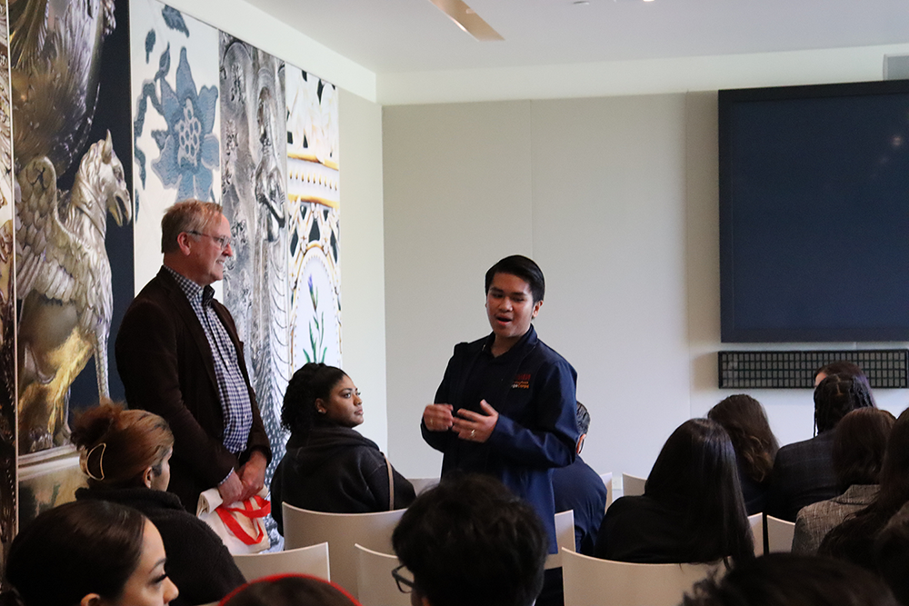 College Corps Ambassador Derick thanking Sunnylands President Ambassador David Lane (Ret.)