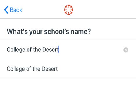 Pregunta que dice cuál es el nombre de tu escuela con la opción de ingreso el texto. College of the Desert ingresó en la entrada de texto.